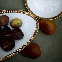 Load image into Gallery viewer, Corde Gold Oval Platter