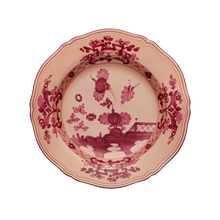 Load image into Gallery viewer, Oriente Italiano Vermiglio Round Flat Platter