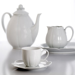 Nymphea White Coffee Pot