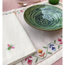 Load image into Gallery viewer, Rosebud Placemat, Set of 2