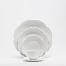 Load image into Gallery viewer, Nymphea White Teacup