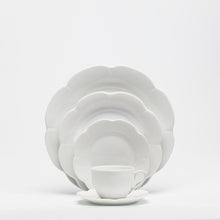 Load image into Gallery viewer, Nymphea White Dessert Plate