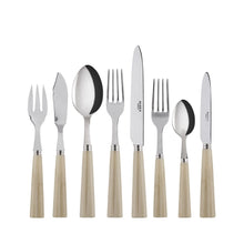 Load image into Gallery viewer, Nature Horn Flatware Set, 5 Pieces
