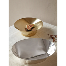 Load image into Gallery viewer, Timoclea Centerpiece