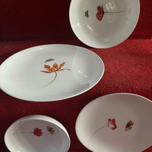 Load image into Gallery viewer, Bloom Pastinaca Sativa &amp; Cosmos Soup Plates, Set of 2