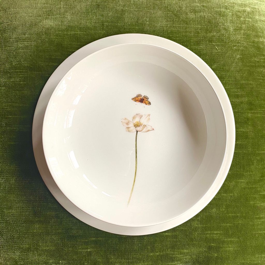 Bloom Anemone Hupehensis Soup Plate